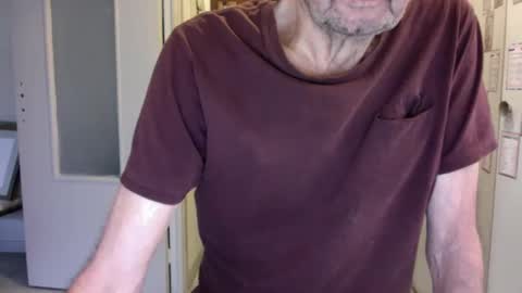 auguste061400 online show from December 13, 9:25 am