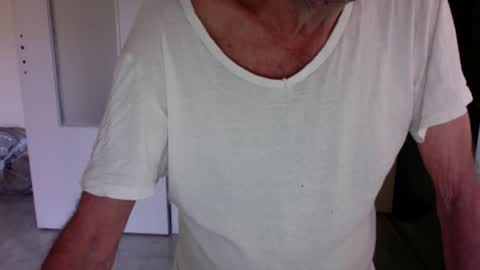 auguste688483 online show from January 7, 9:58 am