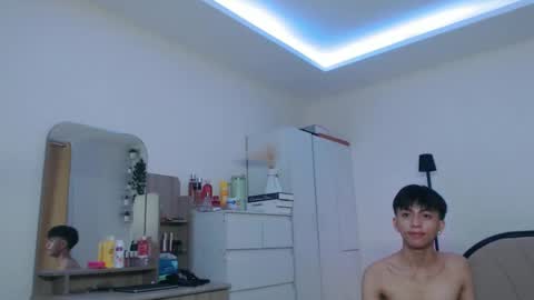 Austin online show from October 12, 8:47 pm