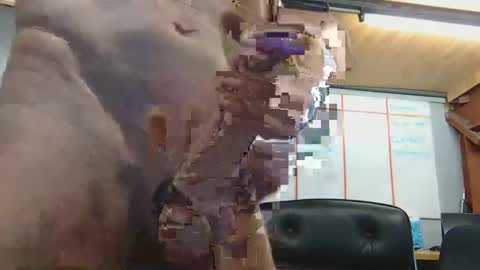 Snapshot of aussieraz chatting on January 22, 10:07 am aussieraz online show from January 22, 10:07 am