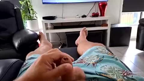 aussiesmalldick12 online show from January 16, 4:37 am