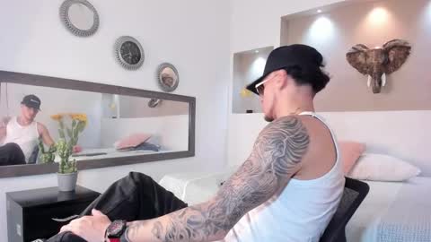 AUSTIN  online show from December 5, 3:37 am