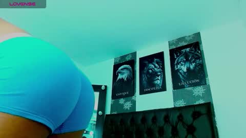 austinreed1 online show from November 18, 6:55 pm