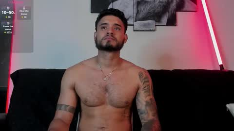 Snapshot of austintorres_ chatting on September 13, 4:46 am AustinTorres  online show from September 13, 4:46 am