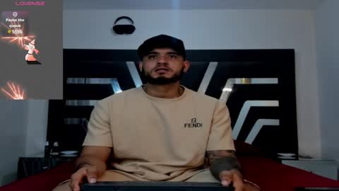 Snapshot of austintorres_ chatting on March 9, 2:50 am AustinTorres  online show from March 9, 2:50 am
