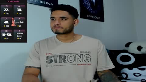 Snapshot of austintorres_ chatting on February 1, 2:58 am AustinTorres  online show from February 1, 2:58 am