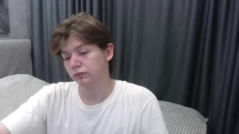 Snapshot of ausxuw chatting on October 15, 8:27 pm ausxuw online show from October 15, 8:27 pm