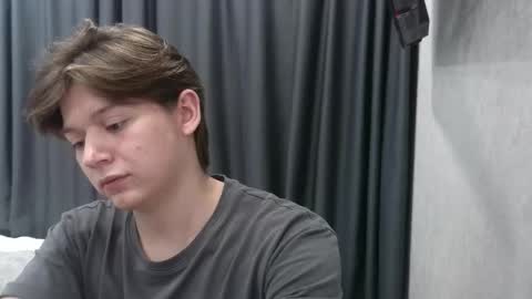 Snapshot of ausxuw chatting on September 29, 12:20 am ausxuw online show from September 29, 12:20 am