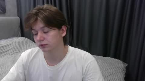 Snapshot of ausxuw chatting on October 16, 10:07 pm ausxuw online show from October 16, 10:07 pm