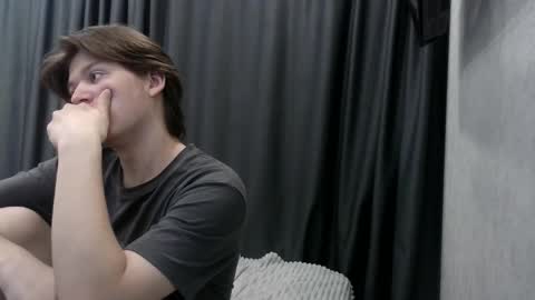 Snapshot of ausxuw chatting on October 21, 5:10 am ausxuw online show from October 21, 5:10 am