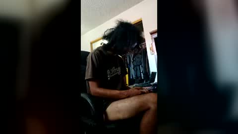 auzeleven online show from July 10, 6:43 pm