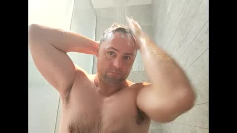 averagejoe2025 online show from September 9, 2:33 am