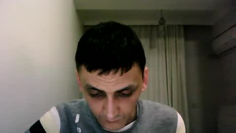 Snapshot of awesenheit chatting on January 13, 1:28 pm awesenheit online show from January 13, 1:28 pm