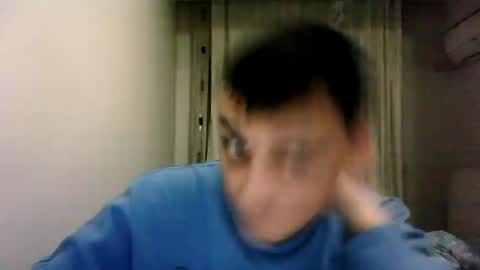 Snapshot of awesenheit chatting on December 3, 12:16 pm awesenheit online show from December 3, 12:16 pm