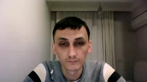 Snapshot of awesenheit chatting on January 20, 10:48 pm awesenheit online show from January 20, 10:48 pm