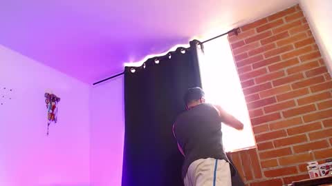 Independiente Model online show from December 14, 12:12 pm