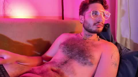 Sebstian online show from November 17, 10:57 pm