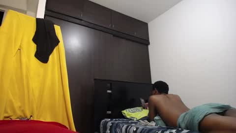 axel rios online show from July 1, 12:01 am