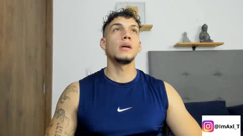 Snapshot of axel_taylor21 chatting on November 1, 3:10 am INDEPENDENT MODEL online show from November 1, 3:10 am