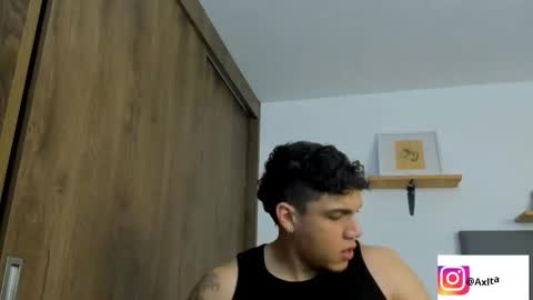 INDEPENDENT MODEL  online show from March 28, 2:56 am