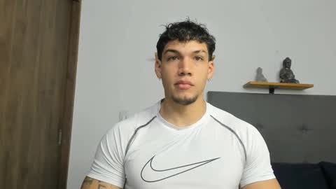 Snapshot of axel_taylor21 chatting on September 29, 1:41 pm INDEPENDENT MODEL online show from September 29, 1:41 pm