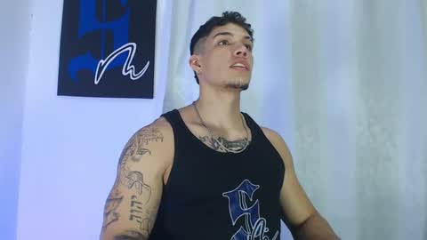 Snapshot of axel_taylor21 chatting on February 5, 3:23 am INDEPENDENT MODEL online show from February 5, 3:23 am