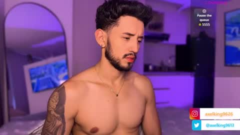 Axel King online show from July 8, 7:07 pm