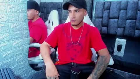 Axell Cross2 online show from February 23, 7:25 pm