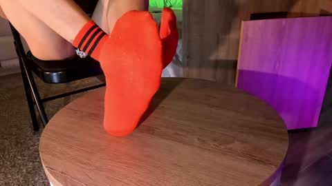 Snapshot of axellcollins chatting on December 16, 9:52 pm im your little femboy  ALEX   online show from December 16, 9:52 pm