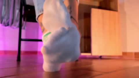 Snapshot of axellcollins chatting on February 13, 9:39 pm im your little femboy  ALEX   online show from February 13, 9:39 pm