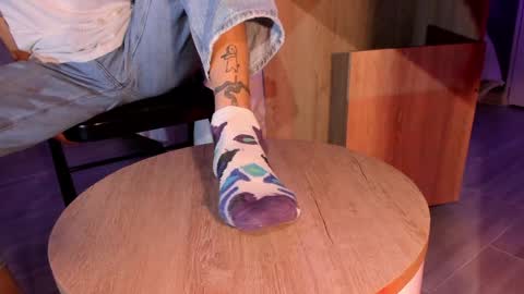 Snapshot of axellcollins chatting on December 18, 10:35 pm im your little femboy  ALEX   online show from December 18, 10:35 pm