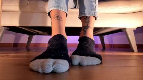 Snapshot of axellcollins chatting on March 10, 10:13 pm im your little femboy  ALEX   online show from March 10, 10:13 pm