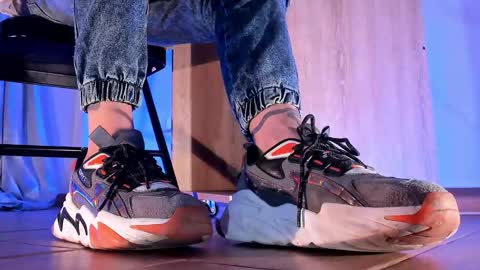 Snapshot of axellcollins chatting on February 10, 9:04 pm im your little femboy  ALEX   online show from February 10, 9:04 pm