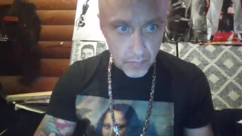 b418910 online show from June 22, 2:39 am