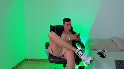 baan9 online show from January 18, 9:13 pm