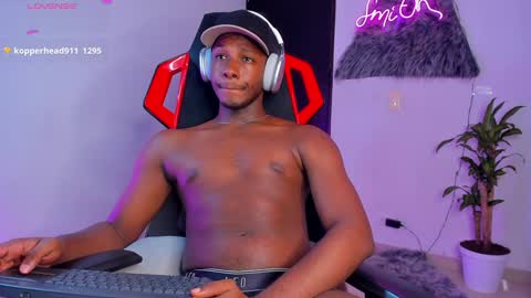 Snapshot of baby_smith chatting on January 13, 1:34 am FOLLOW ME  online show from January 13, 1:34 am