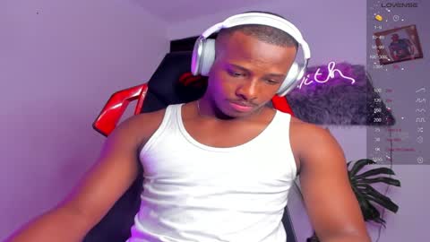 Snapshot of baby_smith chatting on December 11, 2:43 am FOLLOW ME  online show from December 11, 2:43 am