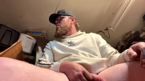 babyleggreg6 online show from May 14, 6:00 am