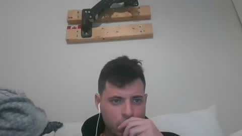 Backwoodz69 online show from February 18, 8:37 pm