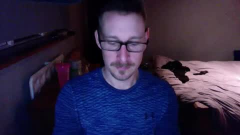 Snapshot of bad_dad43 chatting on January 1, 9:20 pm Bad dad43 online show from January 1, 9:20 pm