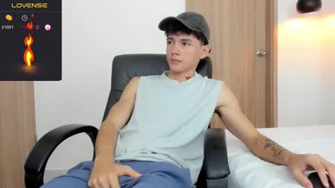 jhojan online show from February 12, 1:27 pm