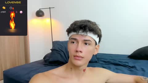 jhojan online show from February 17, 1:53 pm