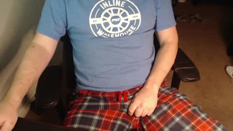 Snapshot of baddaddy77 chatting on February 6, 12:16 pm baddaddy77 online show from February 6, 12:16 pm