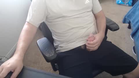 Snapshot of baddaddy77 chatting on October 8, 8:57 pm baddaddy77 online show from October 8, 8:57 pm