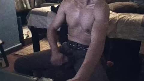 Mexican livin Off the Wall online show from October 14, 7:26 am