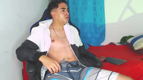 Juan Help us reach 100 likes online show from February 1, 10:59 am