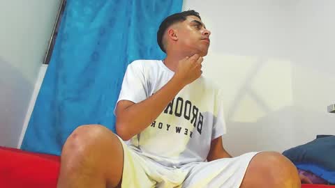 Juan Help us reach 100 likes online show from January 26, 11:17 am