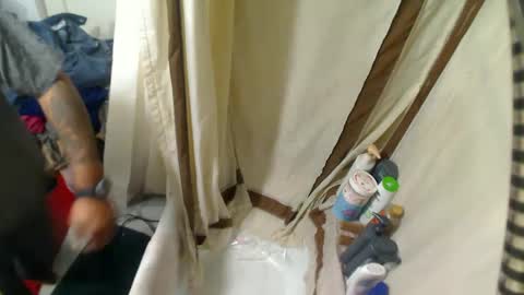 StillPoPimpin online show from December 18, 8:20 am