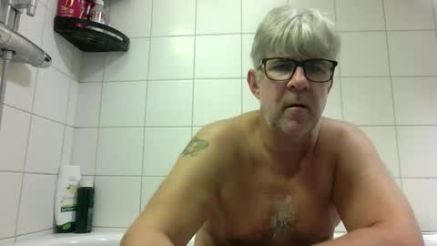 baggelina75 online show from October 15, 6:48 pm