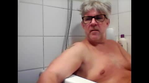 baggelina75 online show from January 14, 7:21 pm